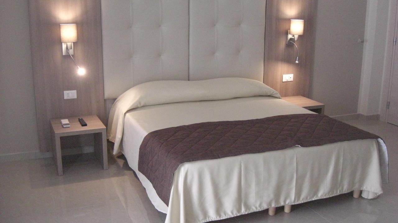 Hotel Bel Soggiorno Генуа Екстериор снимка