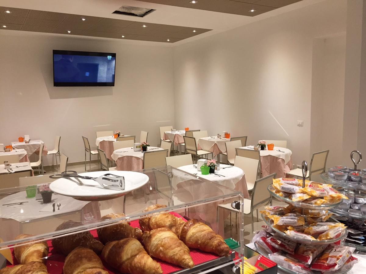 Hotel Bel Soggiorno Генуа Екстериор снимка