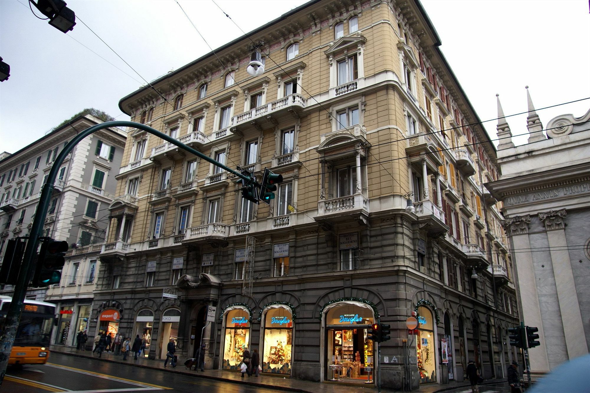 Hotel Bel Soggiorno Генуа Екстериор снимка